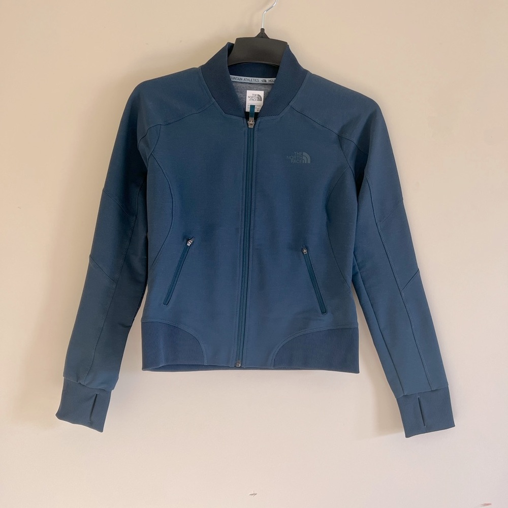 The North Face Mountain athletics jacket like new